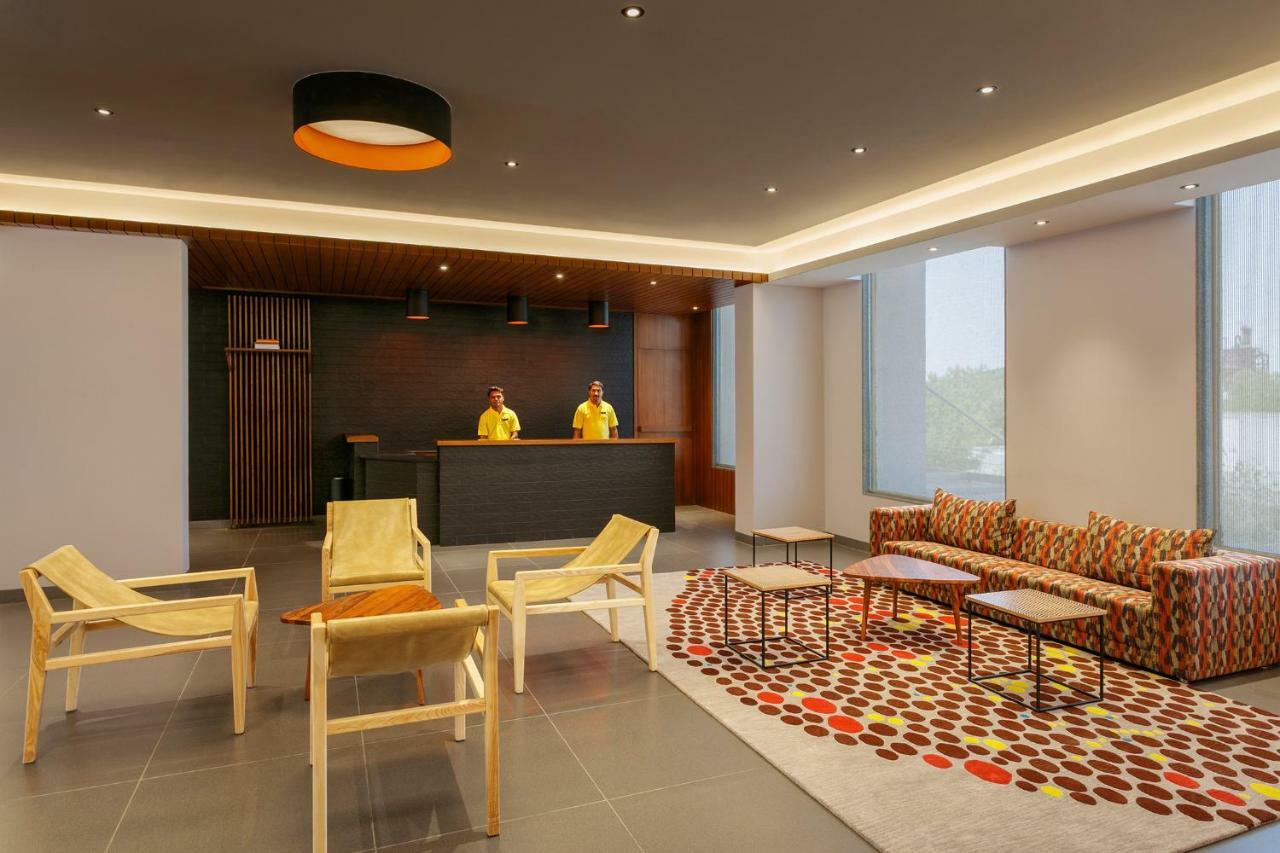 Ginger Sanand Hotel Eksteriør billede