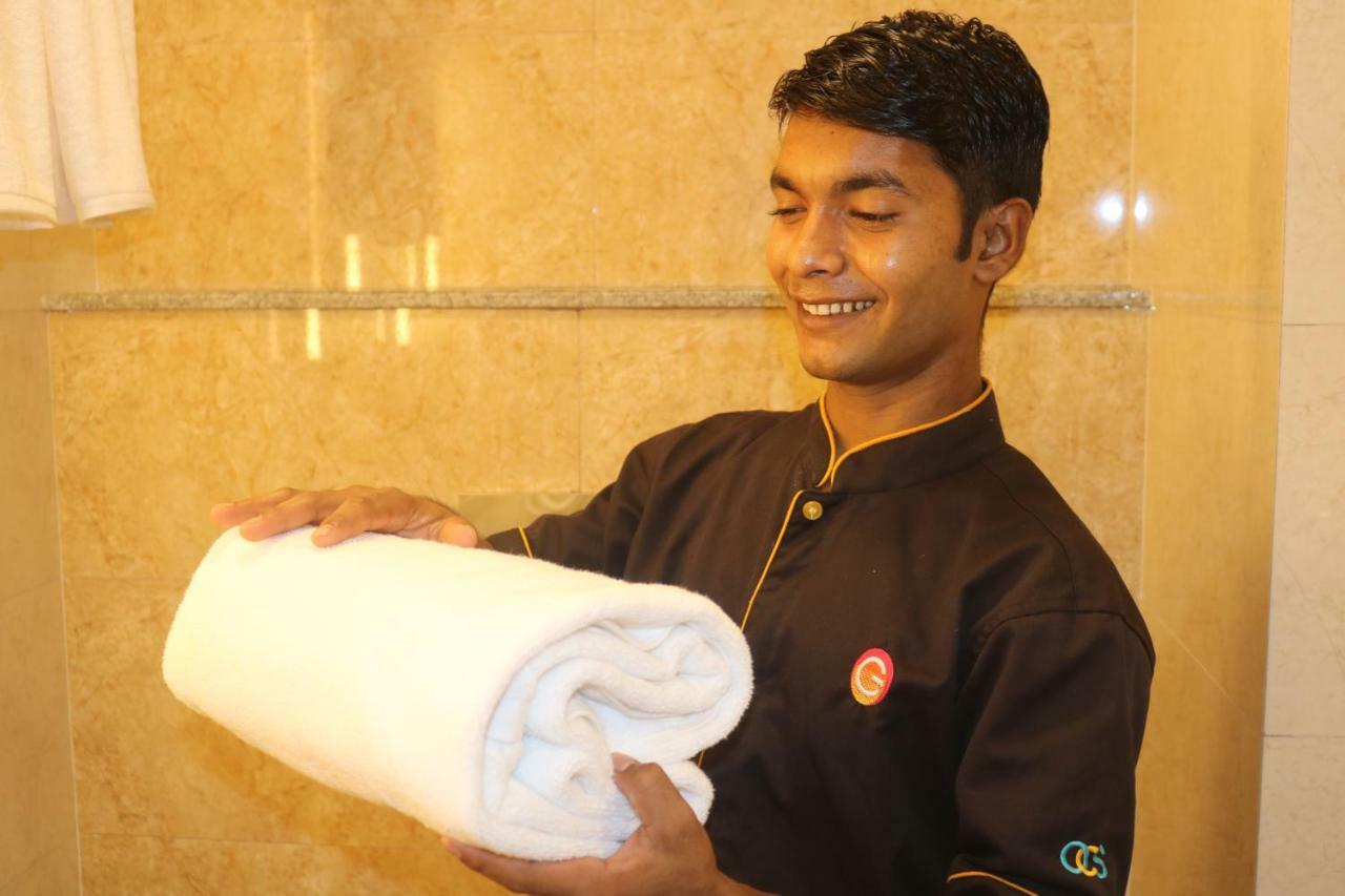 Ginger Sanand Hotel Eksteriør billede